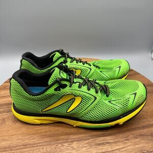 Newton Running Distance 11 Shoes Mens Size 10.5 Green/Yellow Comfort Walking